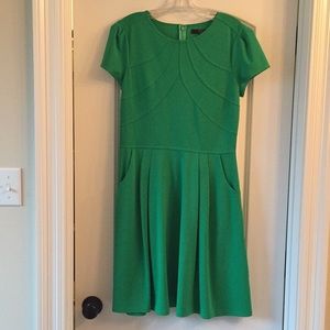 Short sleeve dress with pockets